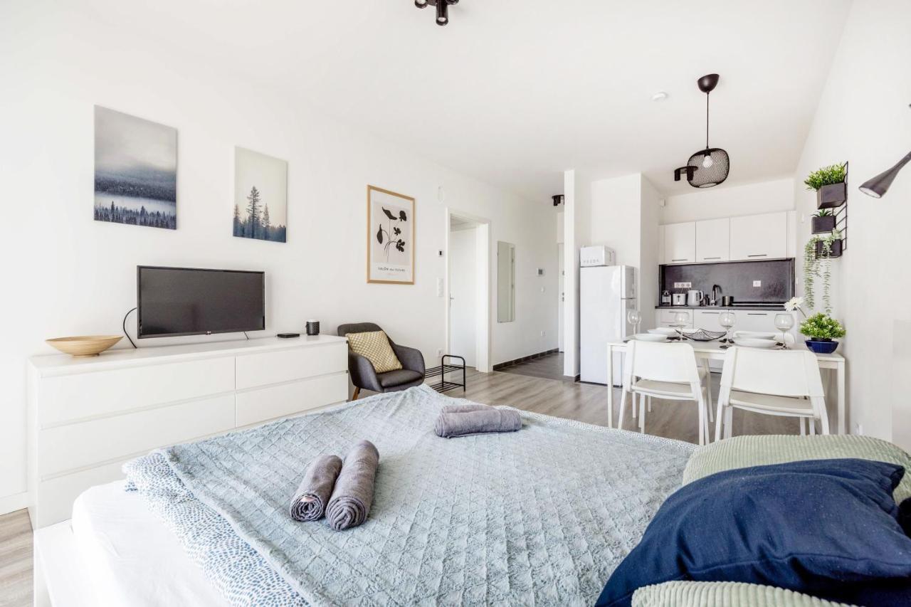 Modern Riverside Apartment With Free Parking Budapest Exterior foto
